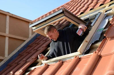 Pose de fenêtres de toit Velux à Tressan